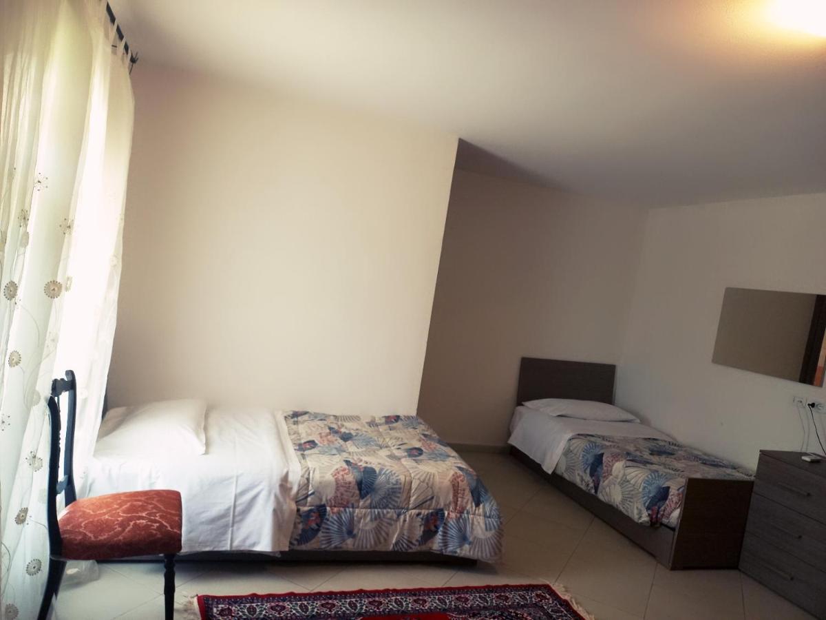 Casa Eraldo Hotel Castellaccia ภายนอก รูปภาพ