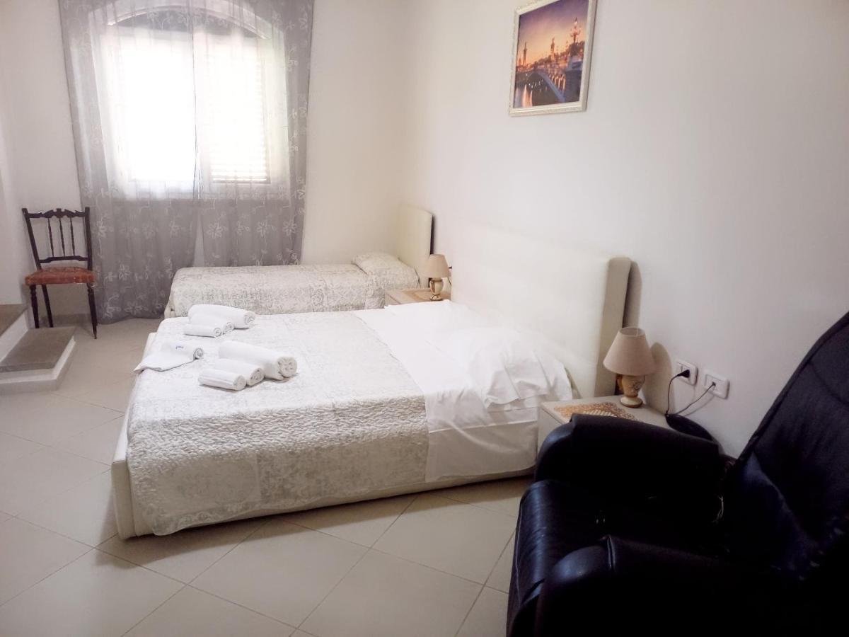 Casa Eraldo Hotel Castellaccia ภายนอก รูปภาพ