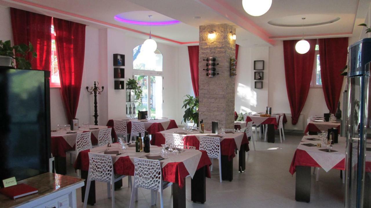 Casa Eraldo Hotel Castellaccia ภายนอก รูปภาพ